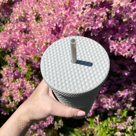 Starbucks NWT LATAM Matte Grey 24oz Studded Tumbler - Picture 3 of 8